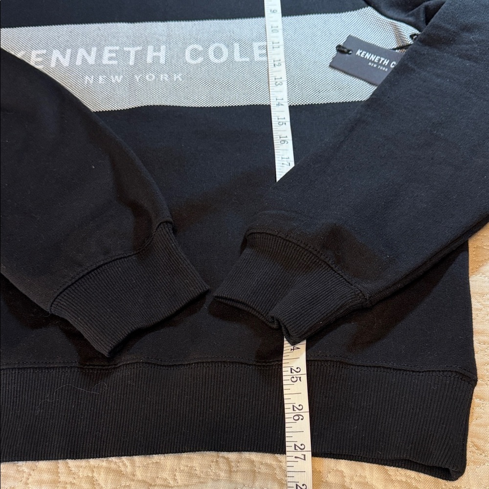 Kenneth Cole Size Large Black Crewneck Sweatshirt with Reflective Chest Panel - Picture 7 of 7